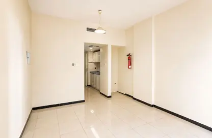 Apartment - 1 Bathroom for rent in Al Naemiya Tower 2 - Al Naemiya Towers - Al Nuaimiya - Ajman