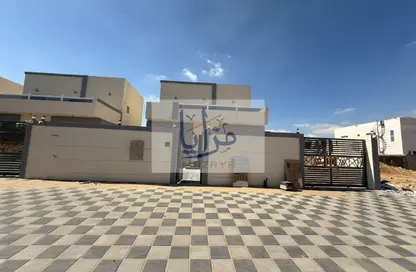 فيلا - 3 غرف نوم - 7 حمامات للبيع في الزاهية جاردنز - الزاهية - عجمان