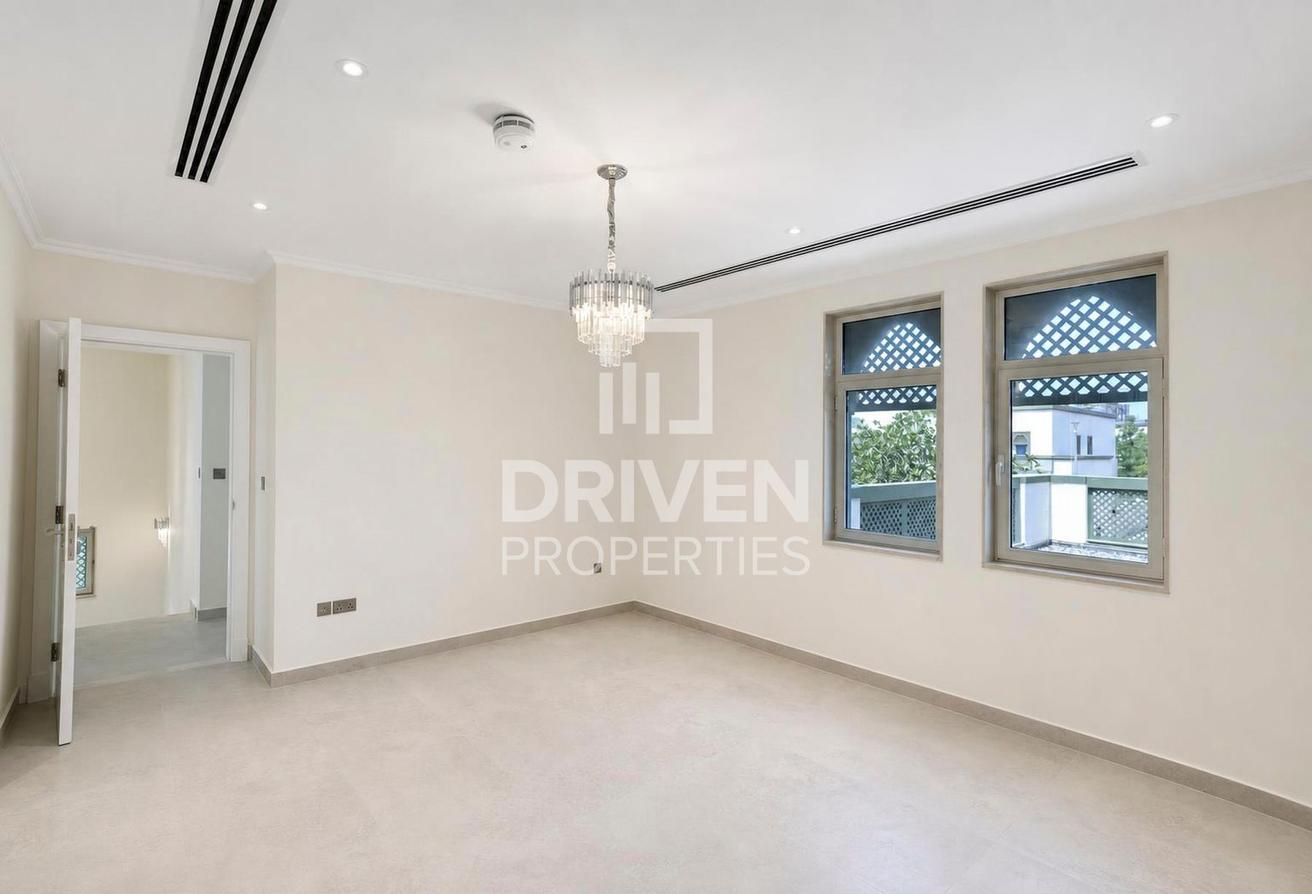 Upgraded Bathrooms | Corner Unit | Swimming Pool photo 8