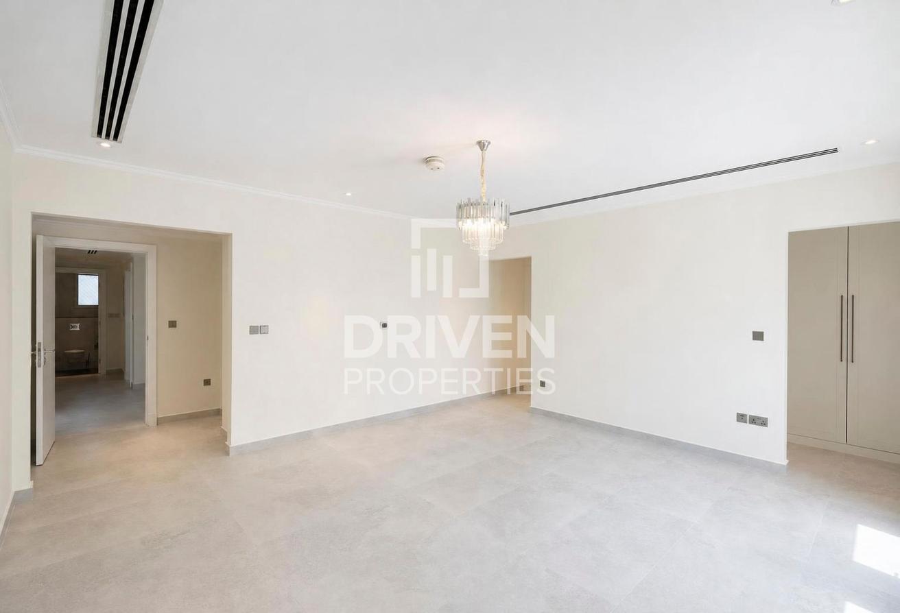 Upgraded Bathrooms | Corner Unit | Swimming Pool photo 14