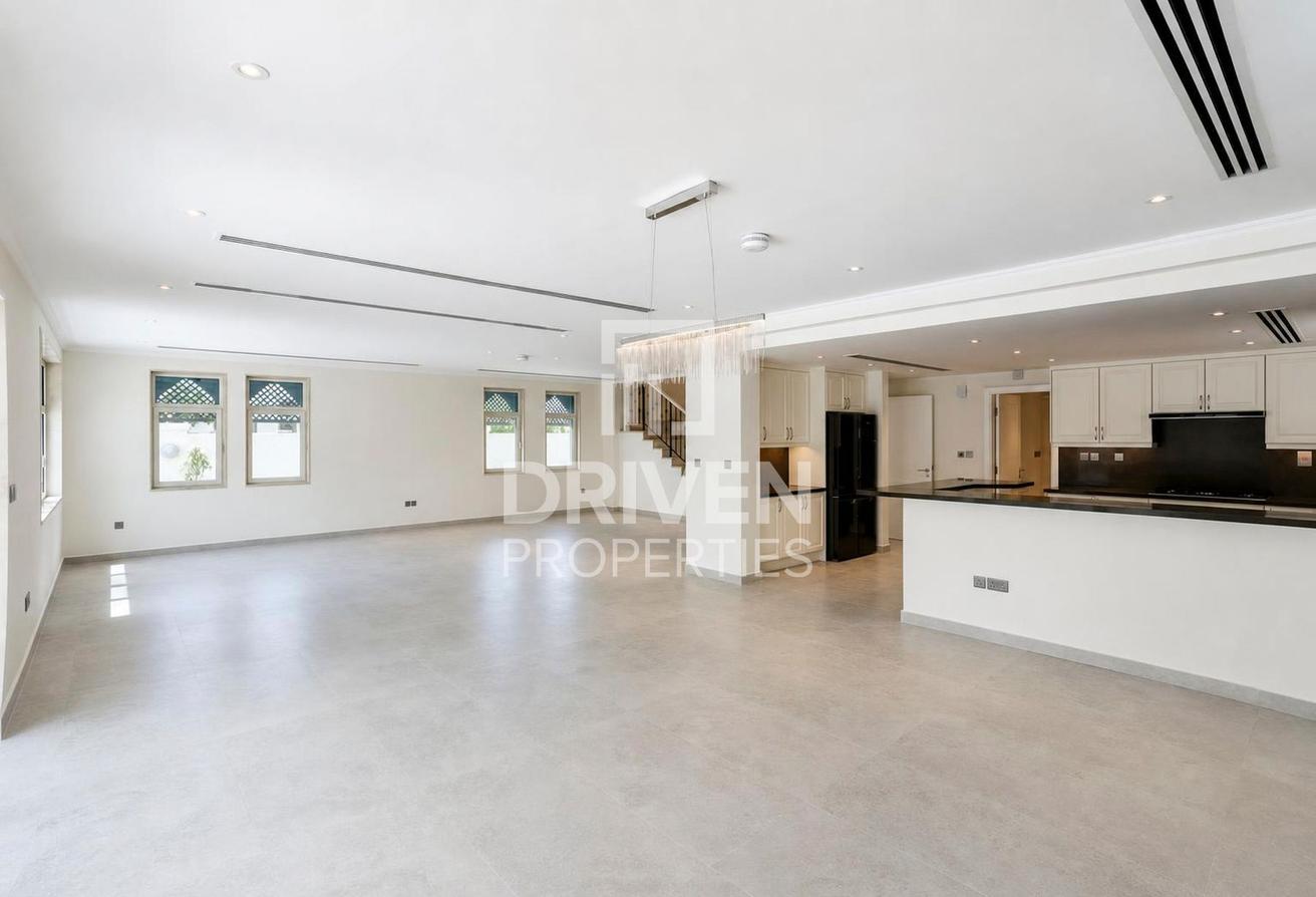 Upgraded Bathrooms | Corner Unit | Swimming Pool photo 2