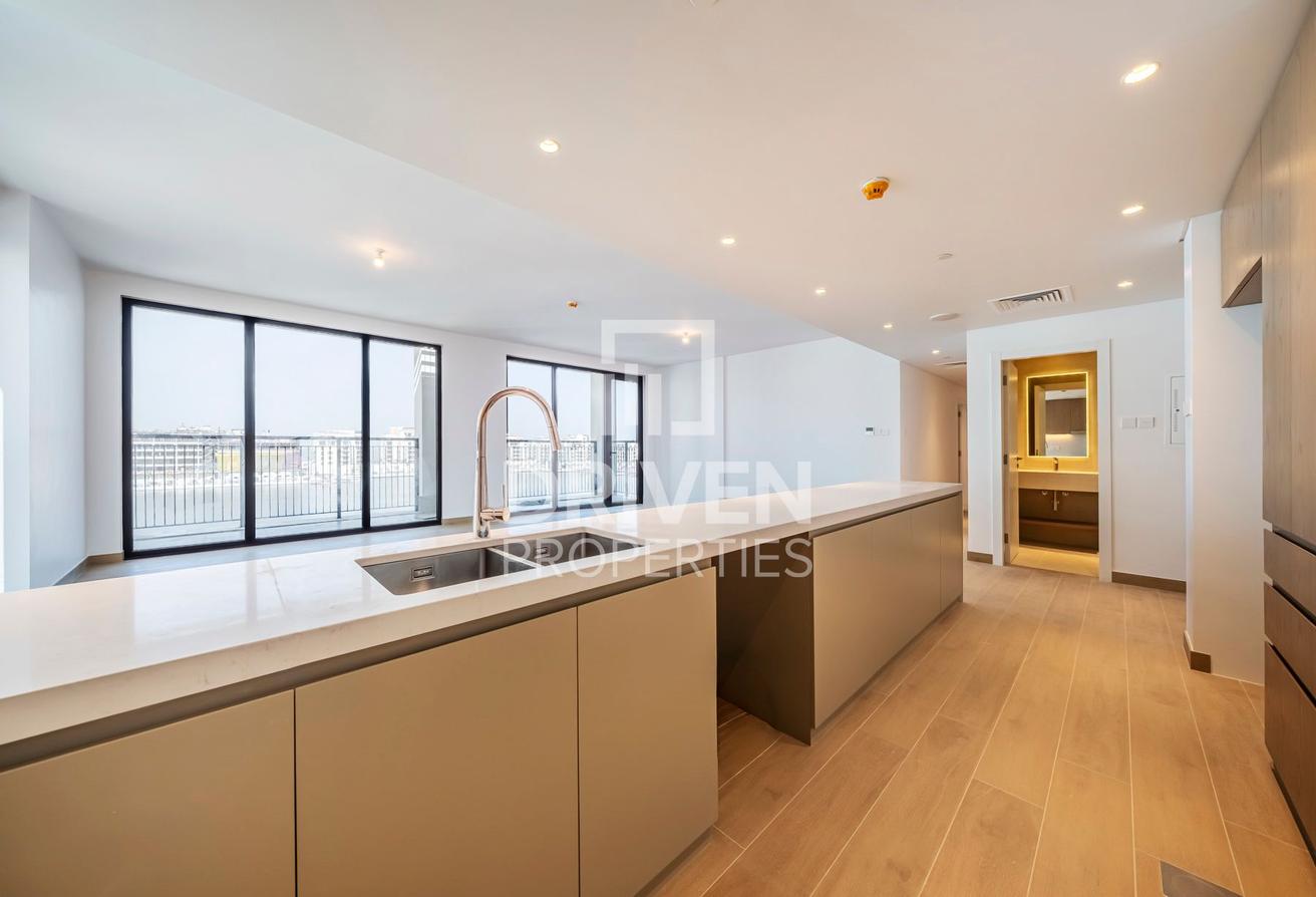Brand New plus Maids Room | Amazing Sea View photo 5