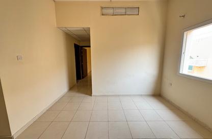 Apartment - 1 - 2 for rent in Muwailih Building - Muwaileh - Sharjah
