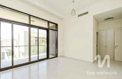 Villa - 5 - 6 for sale in Queens Meadow - Damac Hills - Dubai Villa - 5 - 6 for sale in Queens Meadow - Damac Hills - Dubai