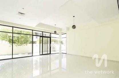 Villa - 5 - 6 for sale in Queens Meadow - Damac Hills - Dubai