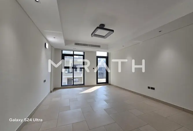 155513698 - Property Image 3