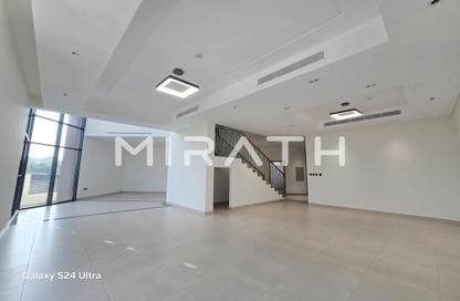 Villa - 4 - 4 for rent in Dubai Investment Park 1 (DIP 1) - Dubai Investment Park (DIP) - Dubai Villa - 4 - 4 for rent in Dubai Investment Park 1 (DIP 1) - Dubai Investment Park (DIP) - Dubai