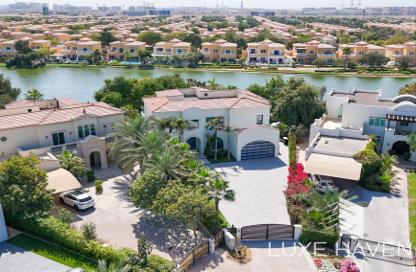 Villa - 5 Bedrooms - 7 Bathrooms for sale in Entertainment Foyer - Oasis Clusters - Jumeirah Islands - Dubai