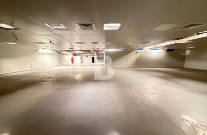 Warehouse - Studio for rent in Dubai Investment Park (DIP) - Dubai