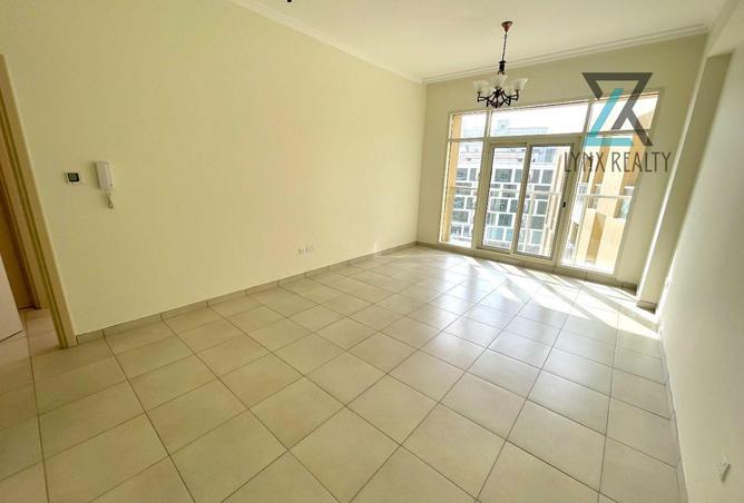 114164026 - Property Main Image