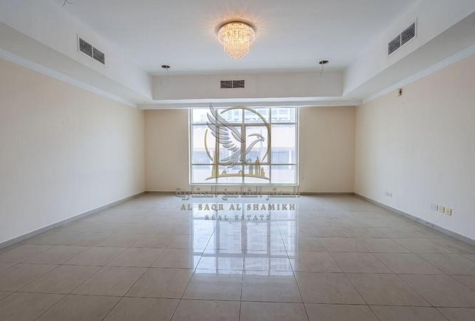 132010172 - Property Main Image