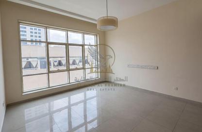 Apartment - 2 Bedrooms - 2 Bathrooms for rent in New Al Taawun Road - Al Taawun - Sharjah