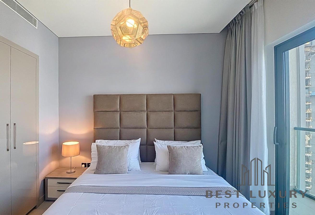1BR | HIGH-END FURNISHED | LAGOON VIEW photo 8