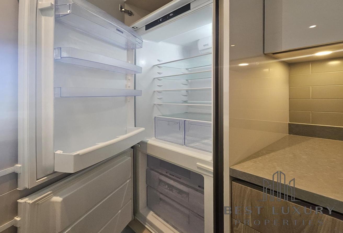 1BR | HIGH-END FURNISHED | LAGOON VIEW photo 13