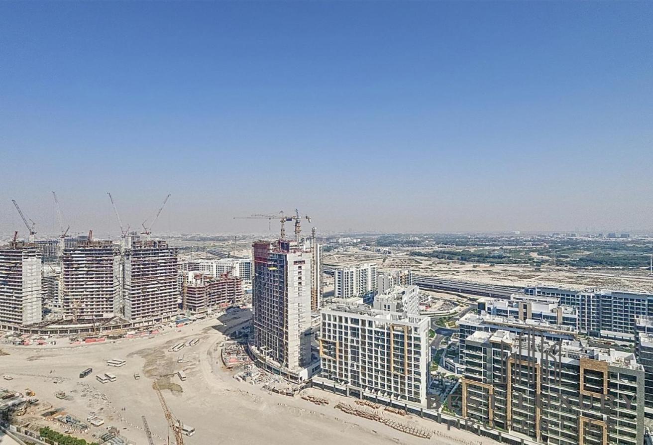 1BR | HIGH-END FURNISHED | LAGOON VIEW photo 18