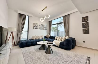 Townhouse - 4 - 4 for rent in Arabian Ranches 3 - Dubai
