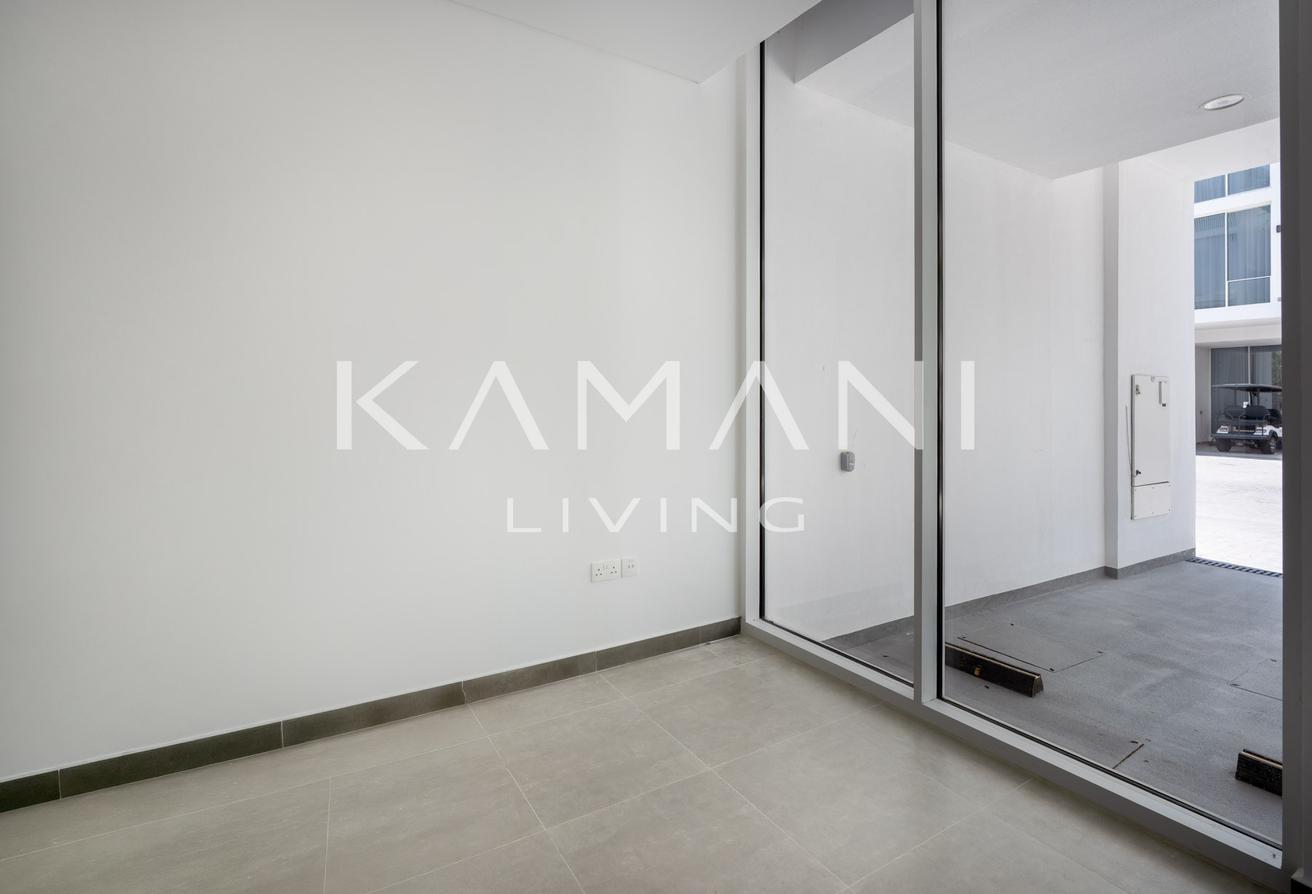 Brand New | 12 Cheques | 4 Bed + Maid | Park View photo 13