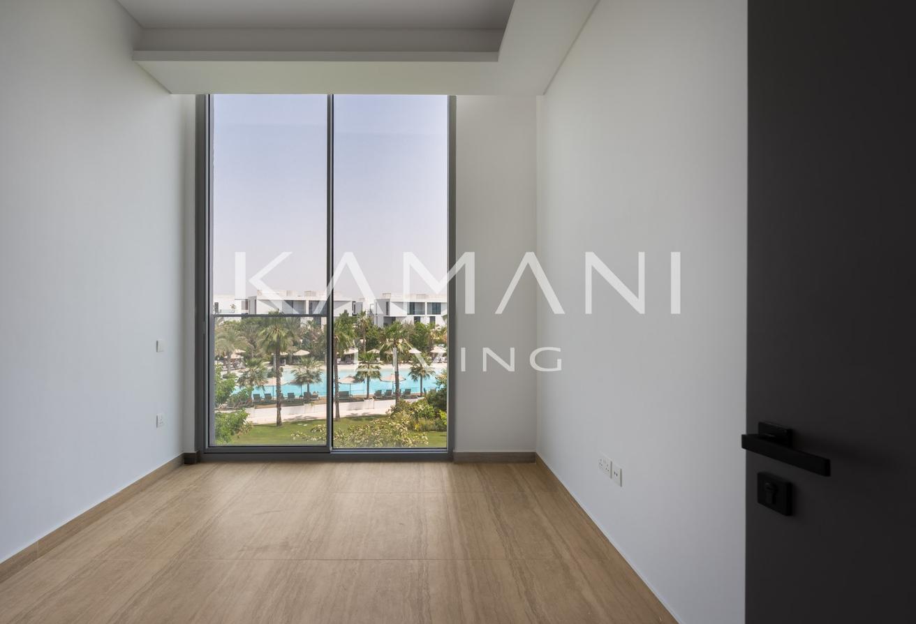 Brand New | 12 Cheques | 4 Bed + Maid | Park View photo 7