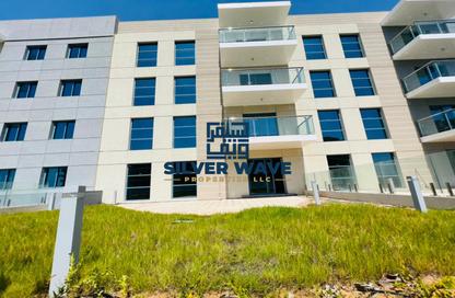Apartment - 2 Bedrooms - 3 Bathrooms for rent in Canal View Building - Al Raha Beach - Abu Dhabi Apartment - 2 Bedrooms - 3 Bathrooms for rent in Canal View Building - Al Raha Beach - Abu Dhabi