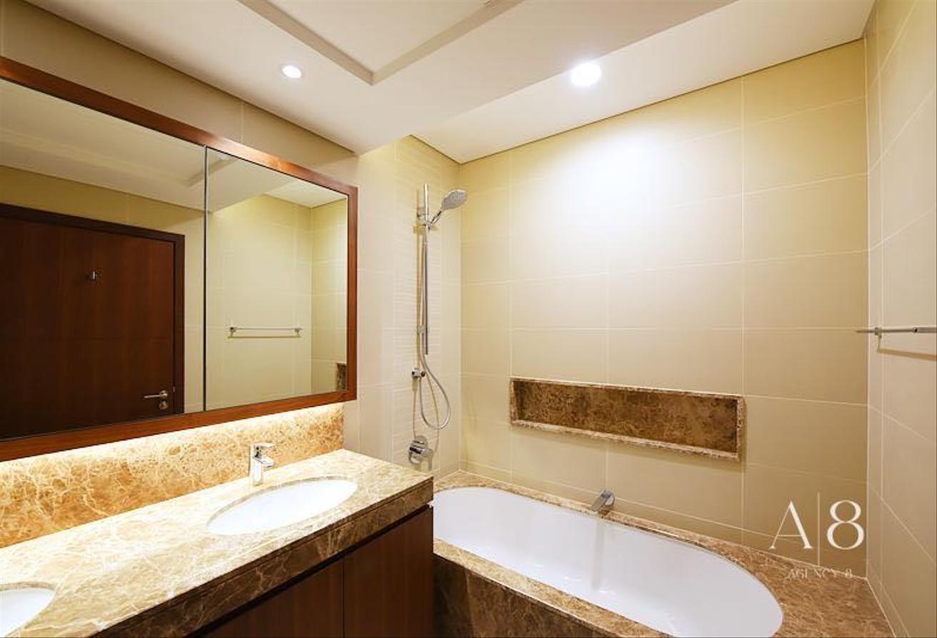 Unfurnished | Available Now | Great View photo 9
