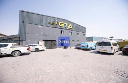 Warehouse - Studio - 3 Bathrooms for rent in Al Quoz Industrial Area 2 - Al Quoz Industrial Area - Al Quoz - Dubai
