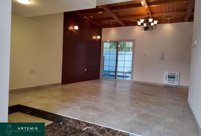 142858619 - Property Image 2