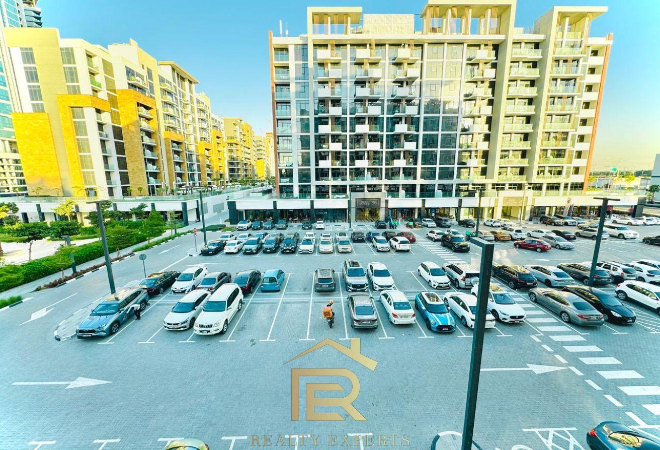Spacious Studio Apartment with Modern Amenities photo 8