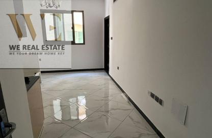 Apartment - Studio - 1 Bathroom for rent in Al Jurf 2 - Al Jurf - Ajman Downtown - Ajman
