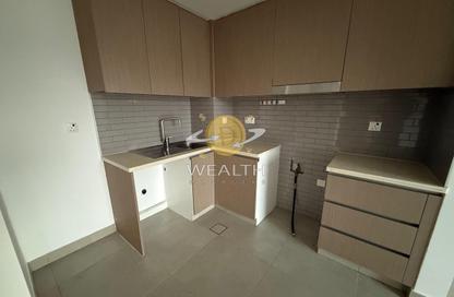 Apartment - 1 Bedroom - 1 Bathroom for rent in Sapphire Beach Residence - Maryam Island - Al Khan - Sharjah Apartment - 1 Bedroom - 1 Bathroom for rent in Sapphire Beach Residence - Maryam Island - Al Khan - Sharjah
