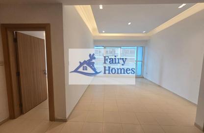Apartment - 1 - 1 for rent in Mayfair Residency - Business Bay - Dubai