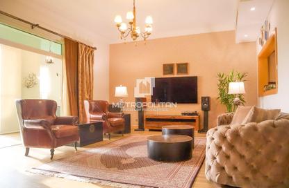 Apartment - 2 Bedrooms - 3 Bathrooms for sale in Al Khudrawi - Shoreline Apartments - Palm Jumeirah - Dubai