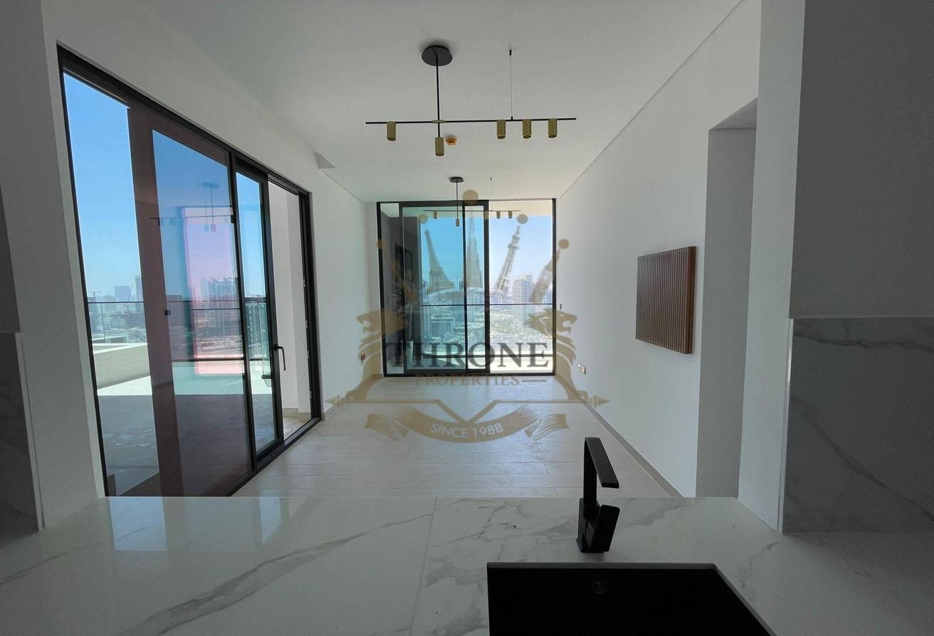 Stunning 2BHK | Private Pool | Huge Balcony photo 4