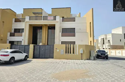 Townhouse - 4 Bedrooms - 6 Bathrooms for rent in Al Zaheya Gardens - Al Zahya - Ajman