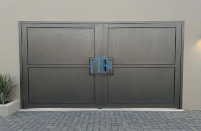 Warehouse - Studio - 1 for rent in Al Quoz Industrial Area 3 - Al Quoz Industrial Area - Al Quoz - Dubai