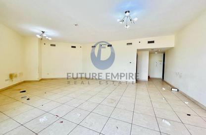 Apartment - 3 Bedrooms - 4 Bathrooms for rent in Al Raffa - Bur Dubai - Dubai