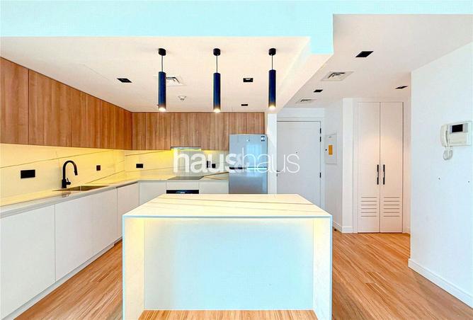 Chiller Free | Vacant | Fully Upgraded