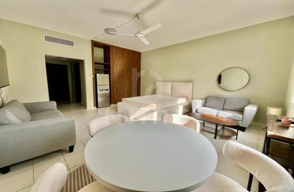 Apartment - Studio - 1 Bathroom for rent in Building U17 - Italy Cluster - International City - Dubai Apartment - Studio - 1 Bathroom for rent in Building U17 - Italy Cluster - International City - Dubai
