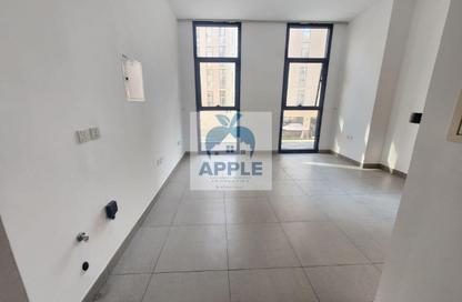 Apartment - Studio - 1 Bathroom for rent in Al Mamsha - Muwaileh - Sharjah