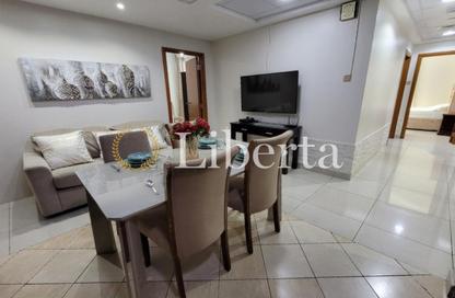 Apartment - 3 Bedrooms - 3 Bathrooms for sale in Marina Pinnacle - Dubai Marina - Dubai