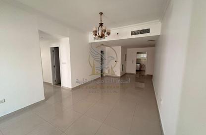 Apartment - 3 Bedrooms - 3 Bathrooms for rent in Muweileh Community - Muwaileh Commercial - Sharjah