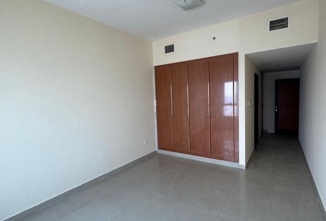 100426772 - Property Image 2