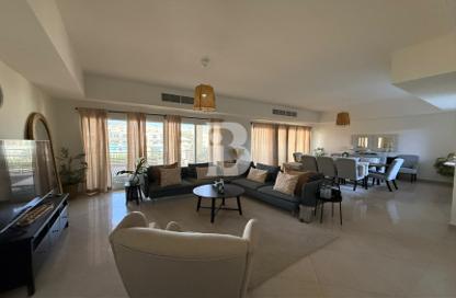 Townhouse - 4 - 4 for sale in Bayti Townhouses - Al Hamra Village - Ras Al Khaimah