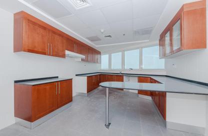 Apartment - 3 Bedrooms - 5 Bathrooms for sale in Dubai Jewel Tower - Dubai Internet City - Dubai