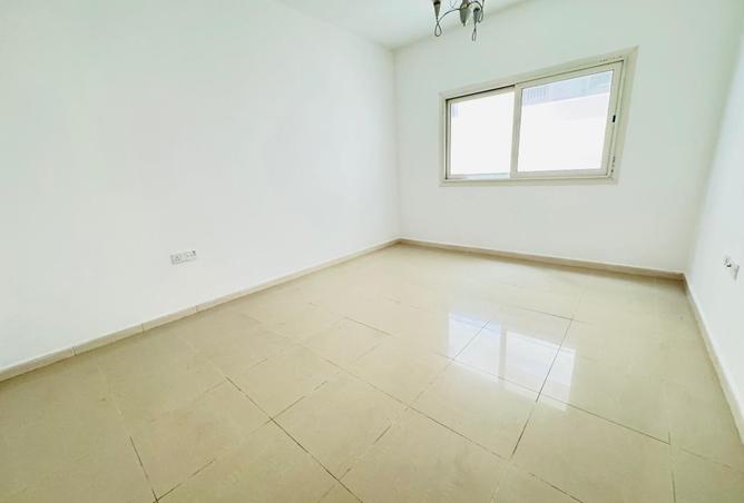 98710797 - Property Image 3