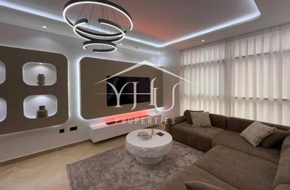 Apartment - 1 Bedroom - 2 Bathrooms for sale in Skyview Tower - Dubai Marina - Dubai