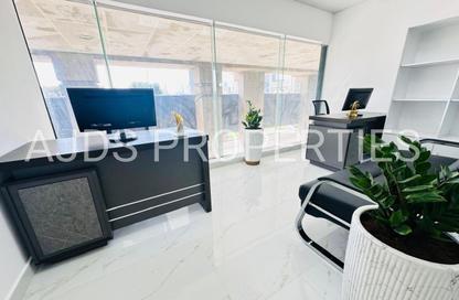 Office Space - 1 Bedroom - 1 Bathroom for rent in Reem Residency - Al Karama - Dubai