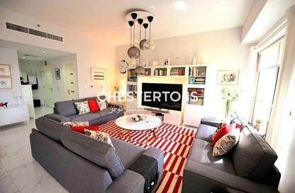 Apartment - 2 Bedrooms - 3 Bathrooms for rent in Rimal 1 - Rimal - Jumeirah Beach Residence - Dubai