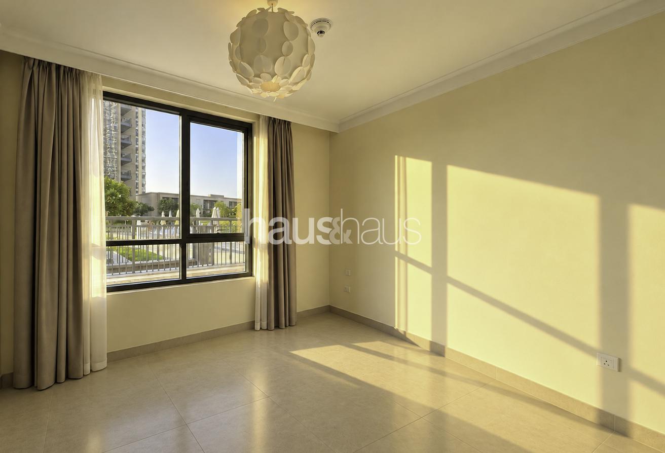 1 in 1 Rare 3BR | Low Floor | Marina & Burj View photo 16
