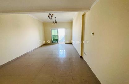 Apartment - 3 - 3 for rent in New Al Taawun Road - Al Taawun - Sharjah