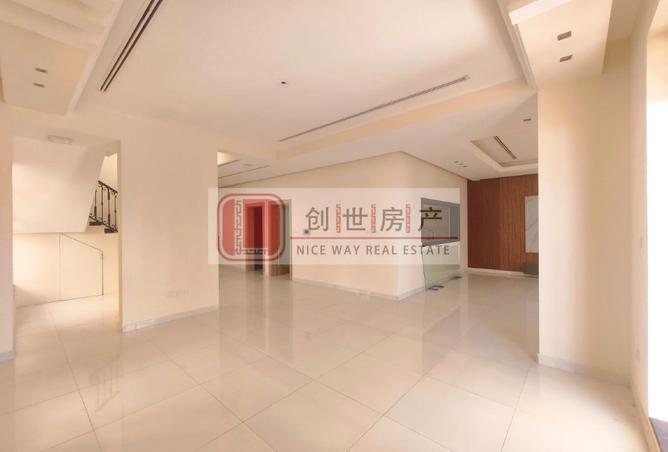 106833996 - Property Image 3